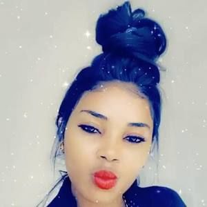 Meet your Posher, Bruna